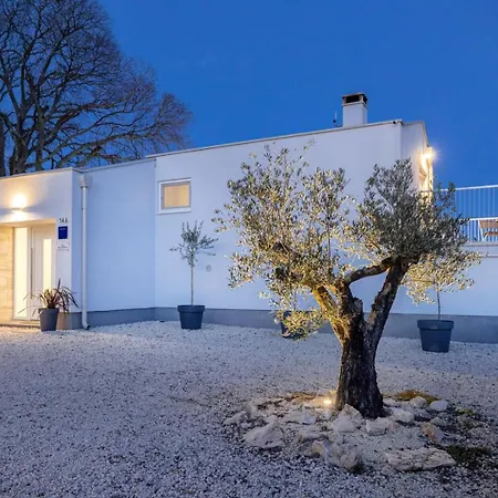 Vila Casa Belladonna For 4 Sinozici