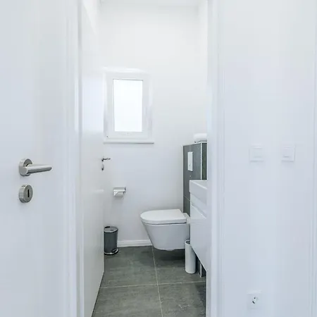 Casa Belladonna For 4 Vila *