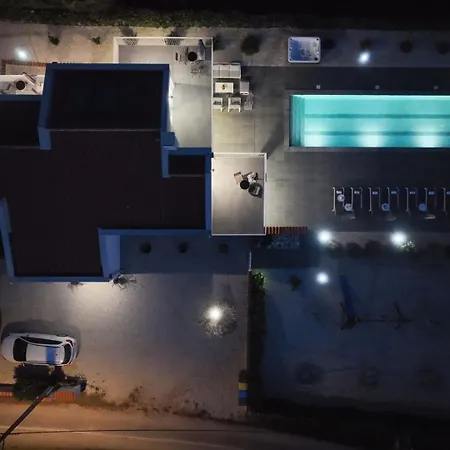 Casa Belladonna For 4 * Sinozici